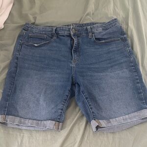 Universal Thread Women's Blue Jean Shorts